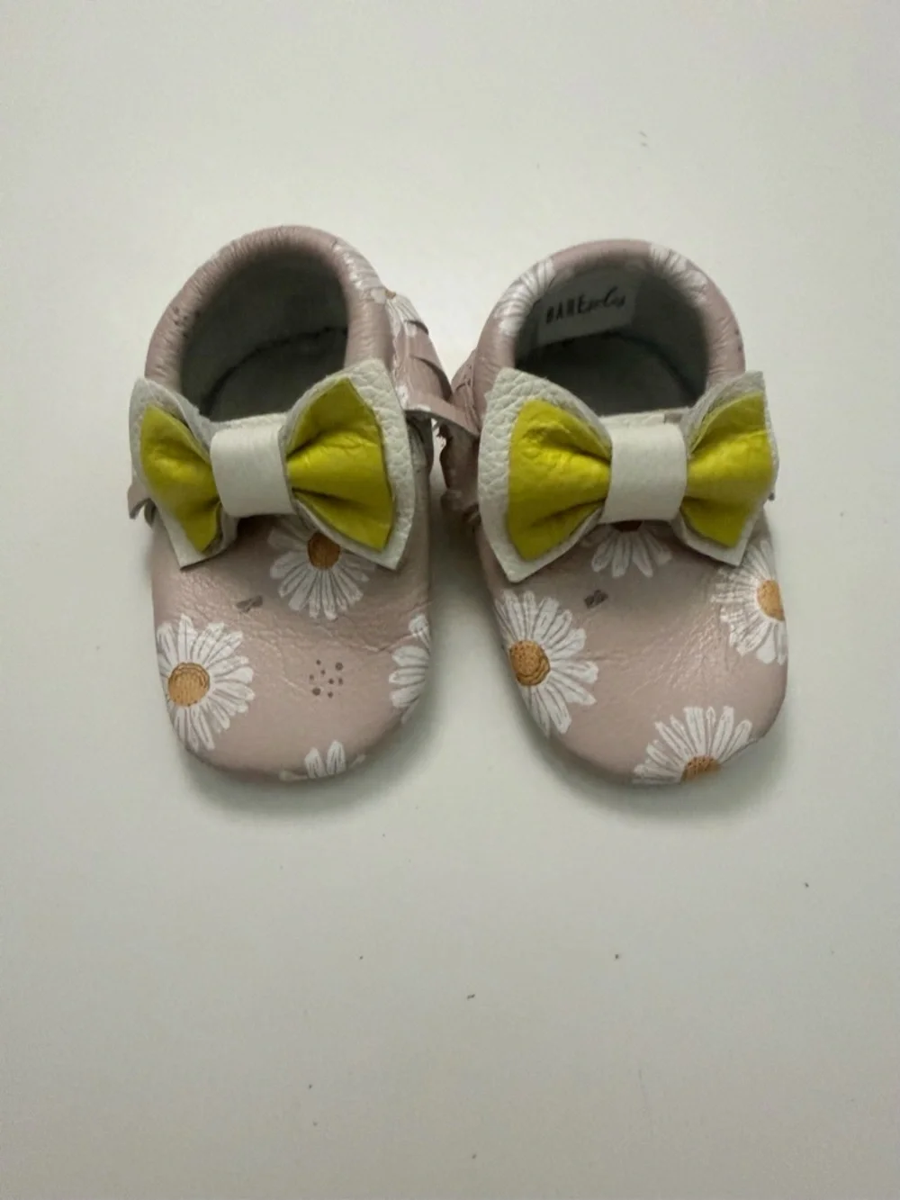 Bare Soles Moccasins Leather Soft Bow Flowers Daisy Pink Mustard Yellow Size 2